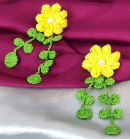 Phoolon Wali Drop Earrings